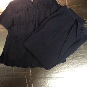 Gently used 2 pc pantsuit